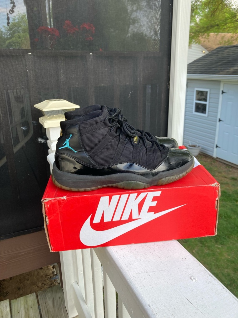 Nike Air Jordan 11 Gamma Retro size 9.5 mens